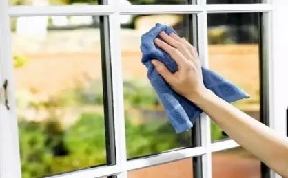 Cleaning and maintenance Cleaning and maintenance
